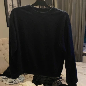 Sweatshirt  - Vanlig sweatshirt💙