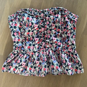 Topp från hm - Storlek S-M