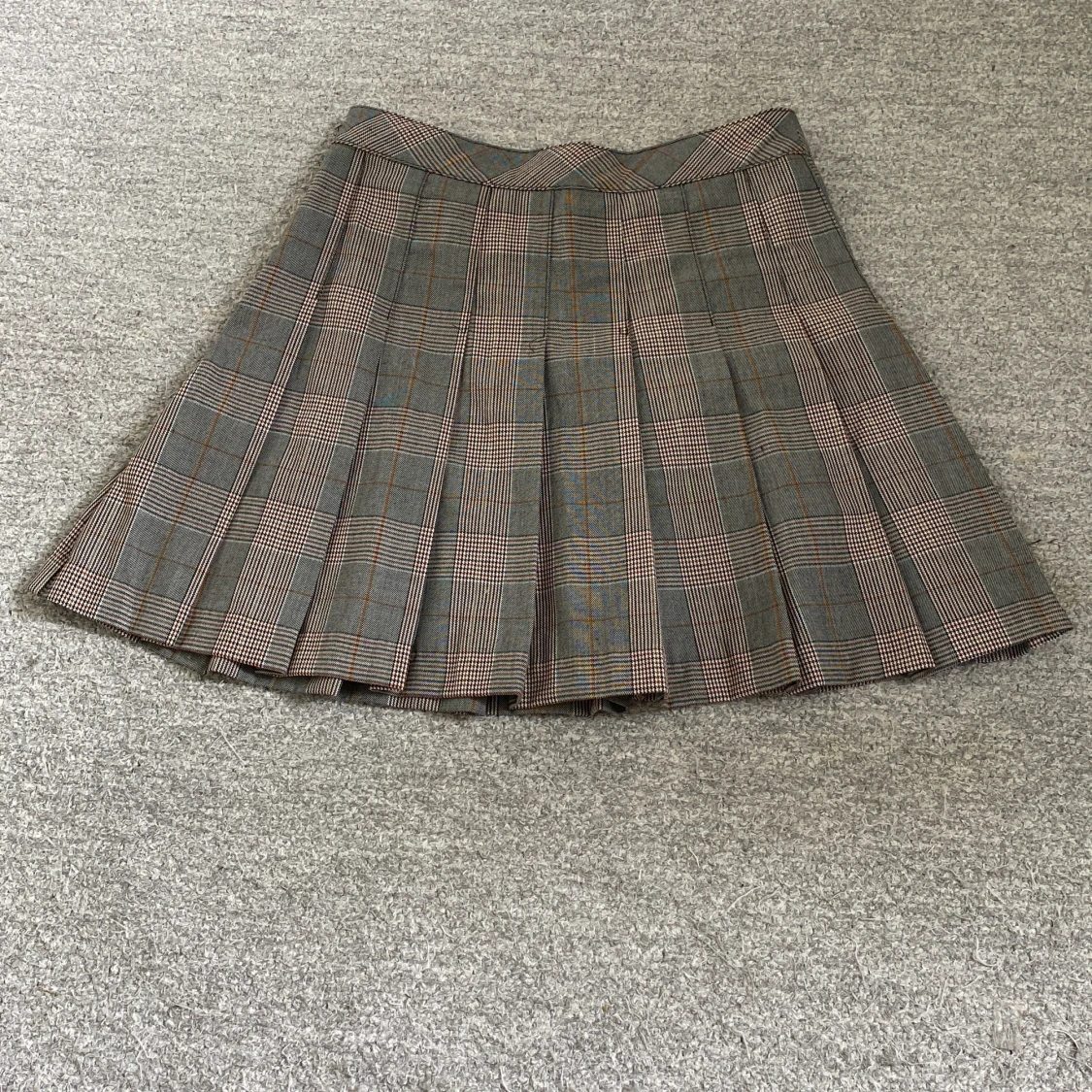 Rutig kjol från H&M - 90