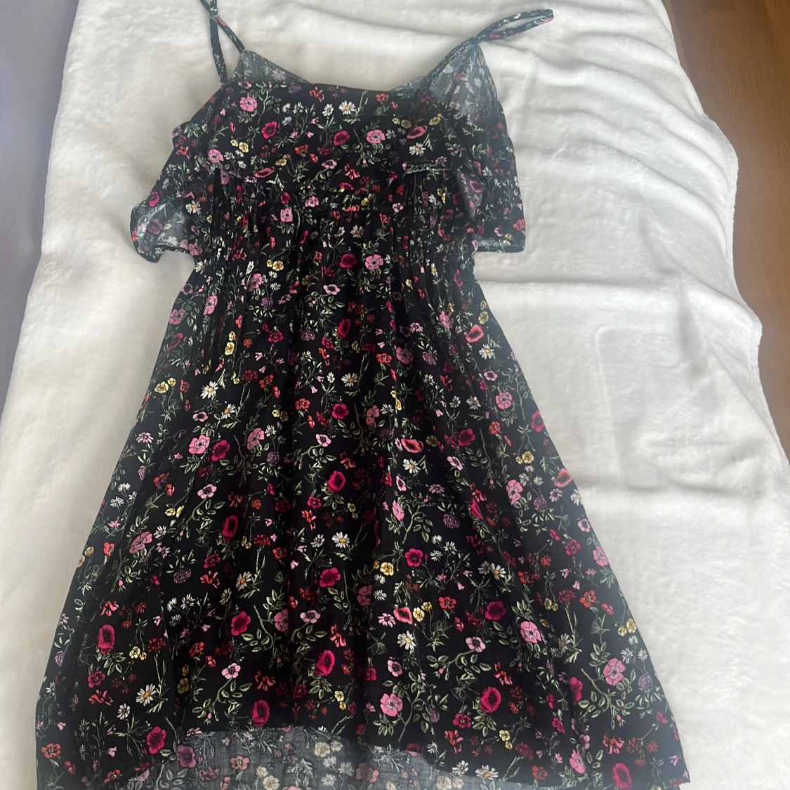 Blommig klänning  - 90