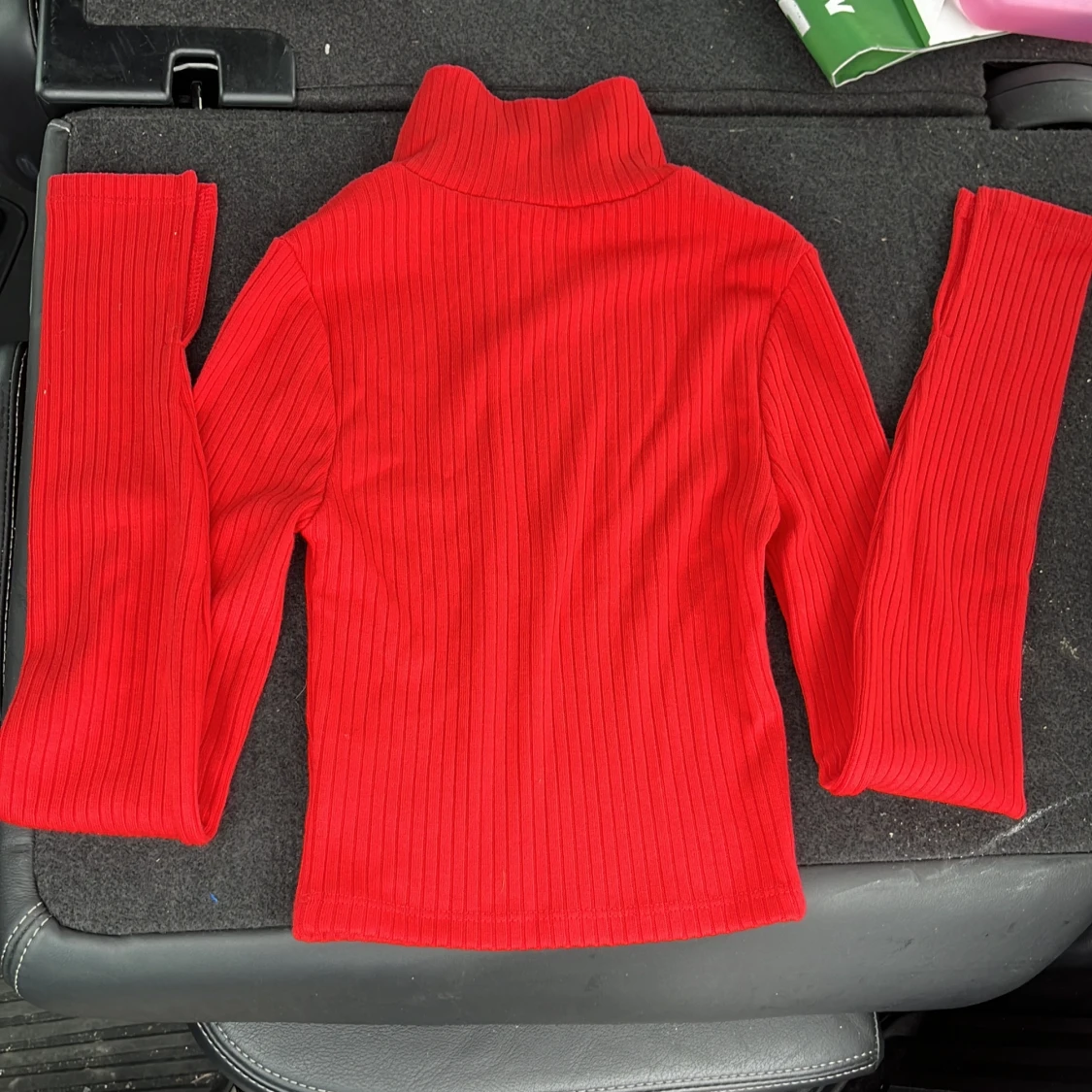 Röd tröja - 91