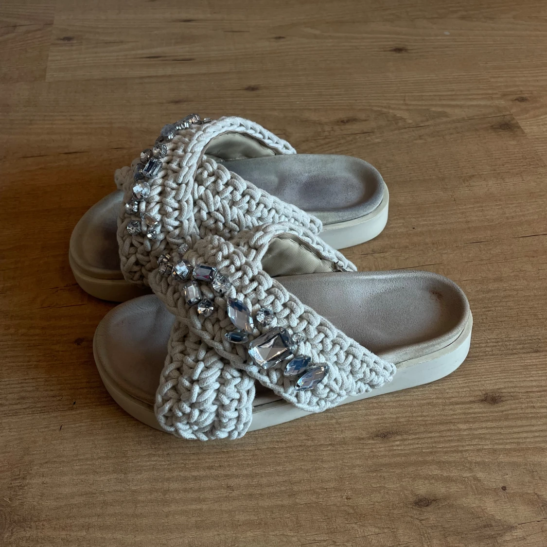 intressekoll på mina Inuikii tofflor - 90