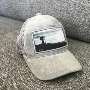 Berretti Keps - Beretti keps helt ny oanvänd, Limiter Edition finns inte kvar längre, jag passar inte med keps så jag vill helst sälja än att ha den.