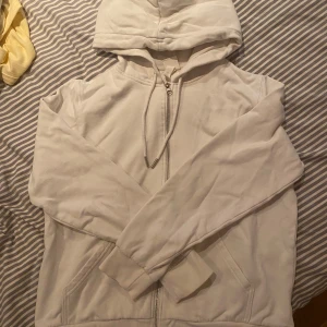 HM HOODIE - Kommer inte till användning 