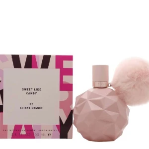 Sweet like candy - Köptes idag, så helt full. Doften passade inte just mig, men luktar supergott!! 