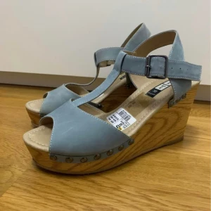 Sandaler - Helt nya sandaler säljes 🌸