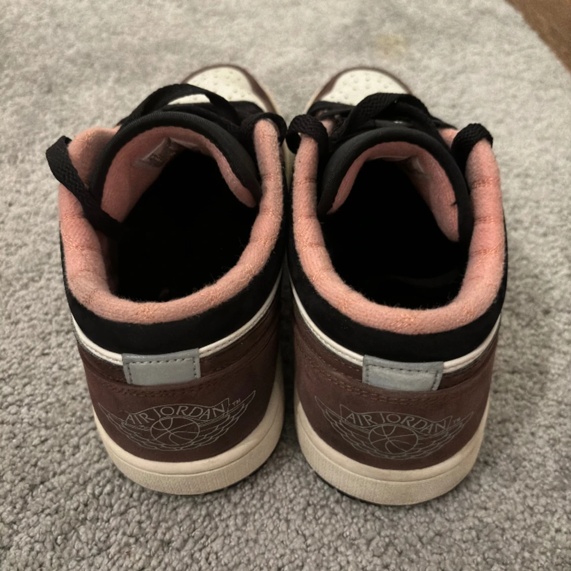 Jordan 1 low mocha - 91
