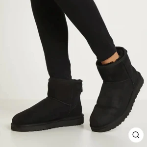 Vinterskor - Säljer ett par nya vinterskor i strl 41 bara provade