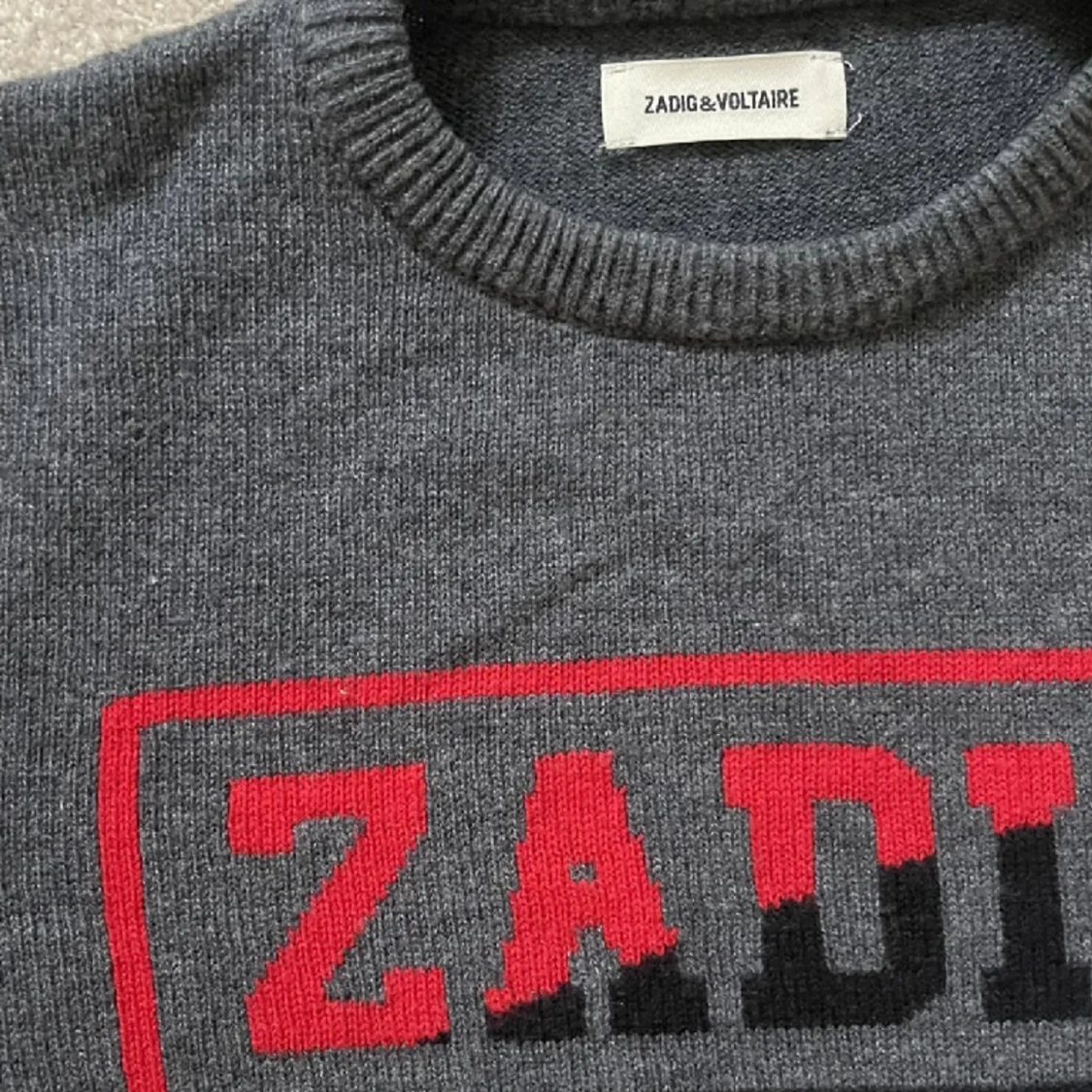 Zadig & Voltaire tröja  - 90
