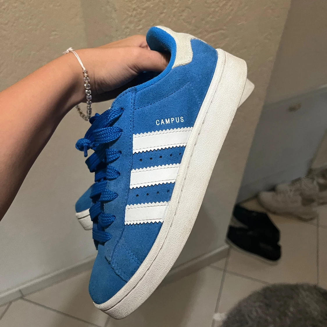 Adidas Campus 00s