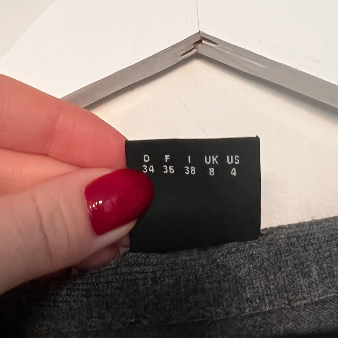 Mörkgrå kofta/topp - 91