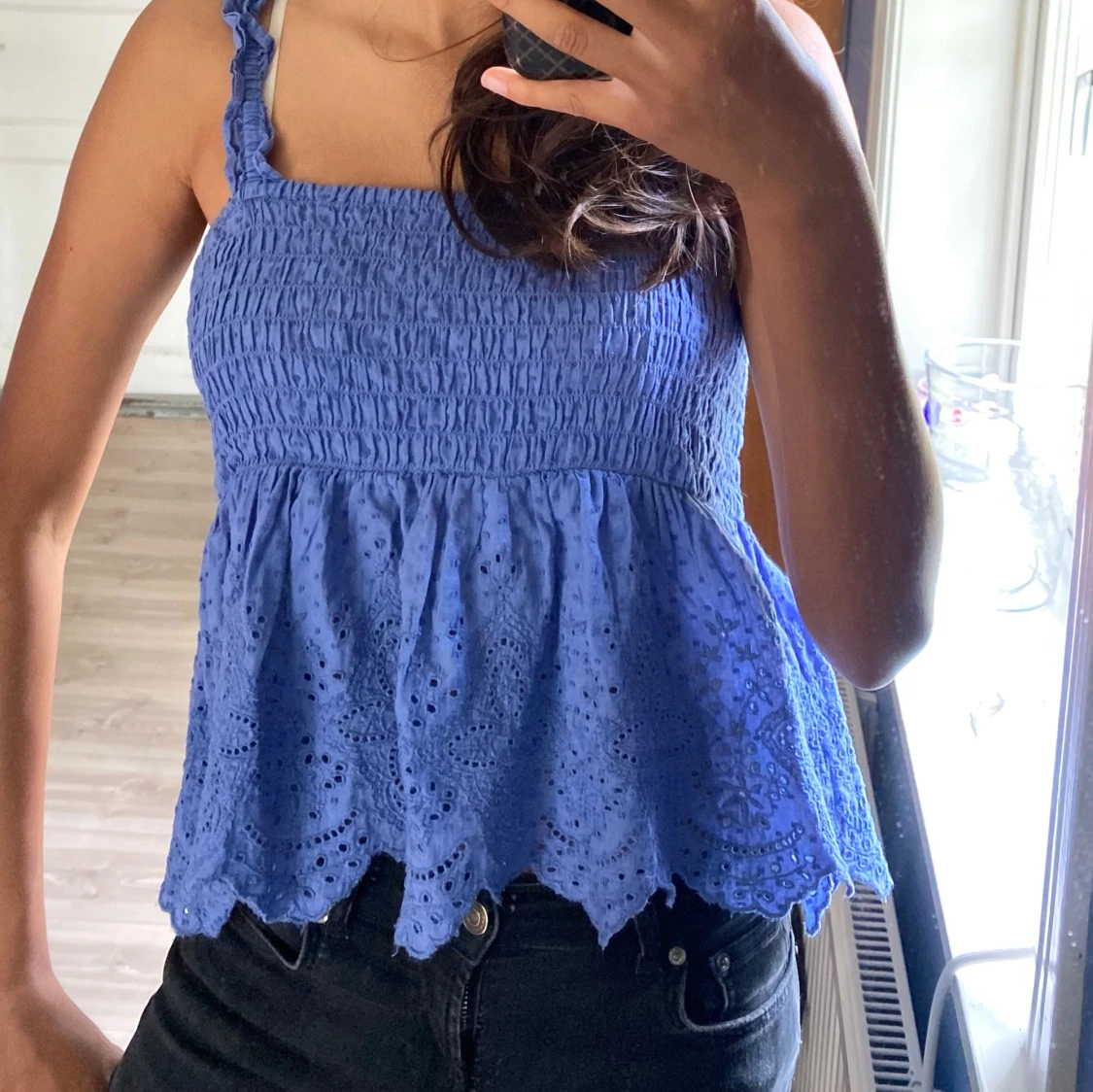 Blå volangtopp från mango  - 91