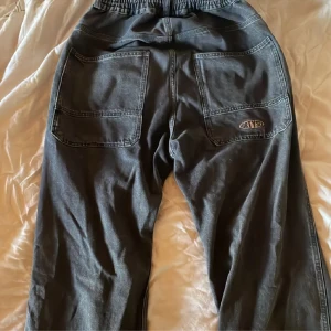 Baggy Jeans  - Riktigt feta grå isch jeans 