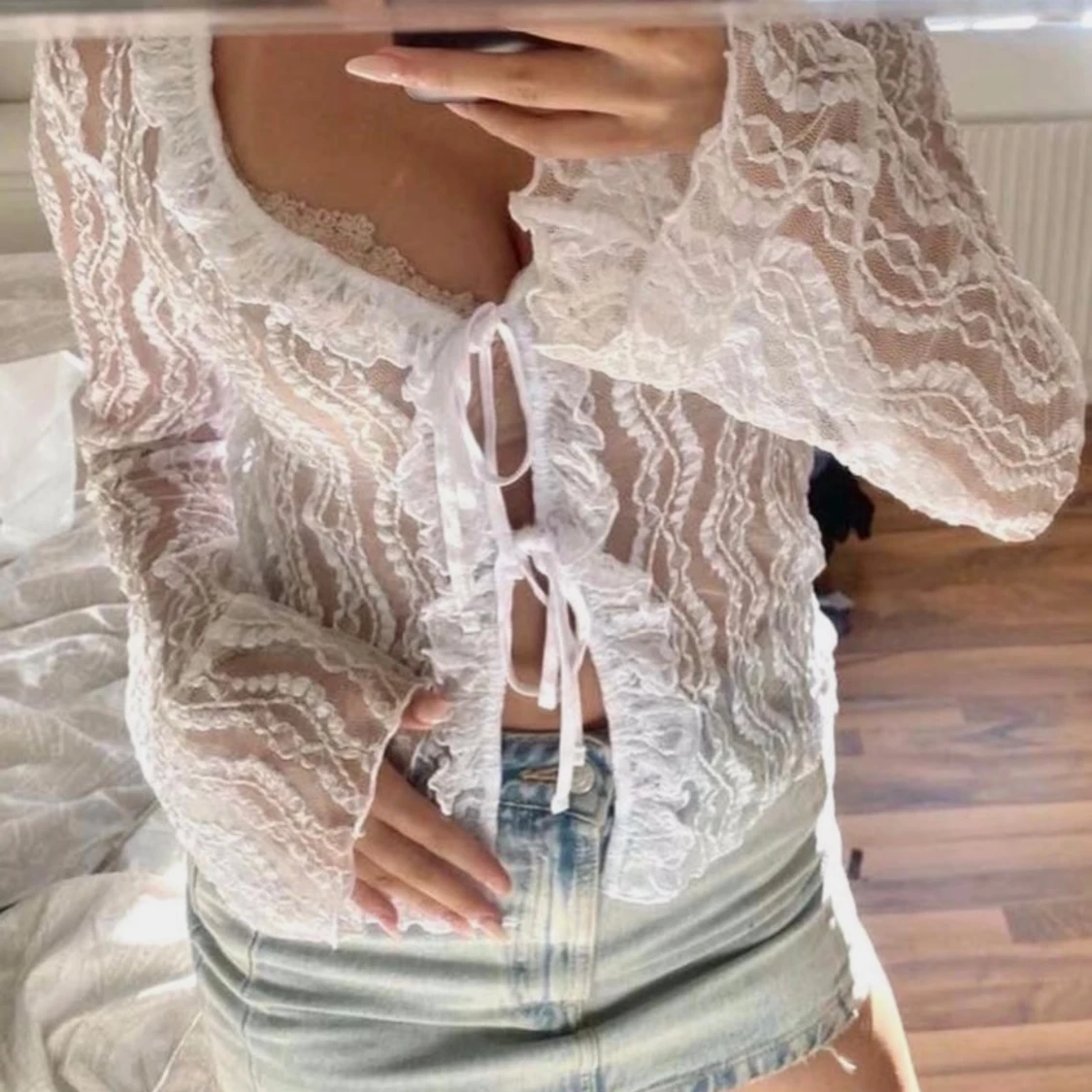 Spets Topp från VeroModa - 90