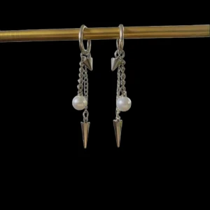 Örhängen  - Ett par kostar 129kr🥰 de är rostfritt💗💗