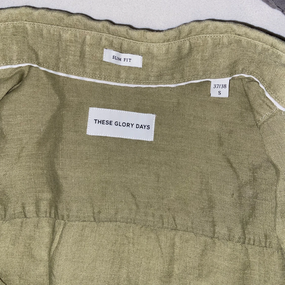 Grön lineskjorta  - 90