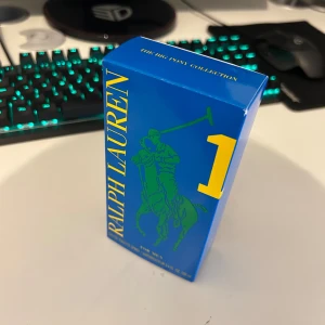 Ralph Lauren parfym herr 100ml - Jag köpte parfymen nyligen o den är även inte använd. Jag säljer den för den var inte behövd
