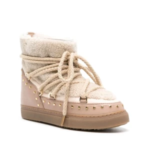 Inuikii boots - Söker byten på mina fina inuikiis!💗 Önskar att byta mot samma modell men i nån utav de mörkare modellerna💗 Stl. 37