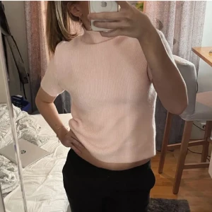 Fin stickad topp - Jätte söt rosa stickad topp!💗💗