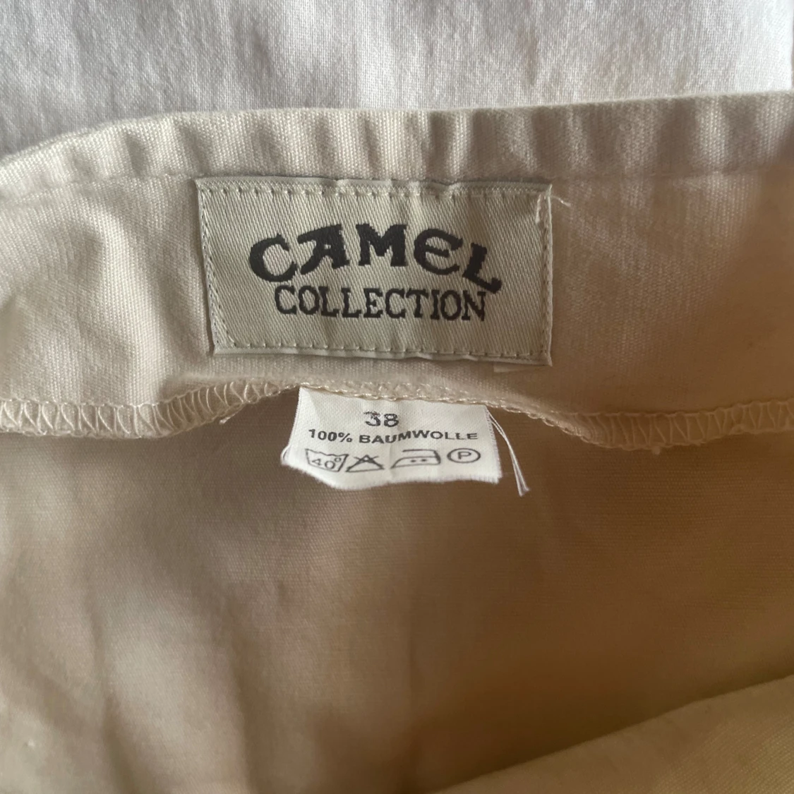 Beige kjol från Camel Collection - 91