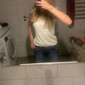 Jätte söt mönstrad topp - Inga tydliga defekter. 