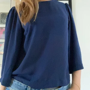 Blus/topp - Blus/topp från Carin Wester 🥰🥰Storlek 34 men passar S/M