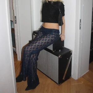 Spetsbyxor  - Funderar på att sälja mina supersnygga spetsbyxor från Nomi UF🫶🏻 använda 1 gång🫶🏻