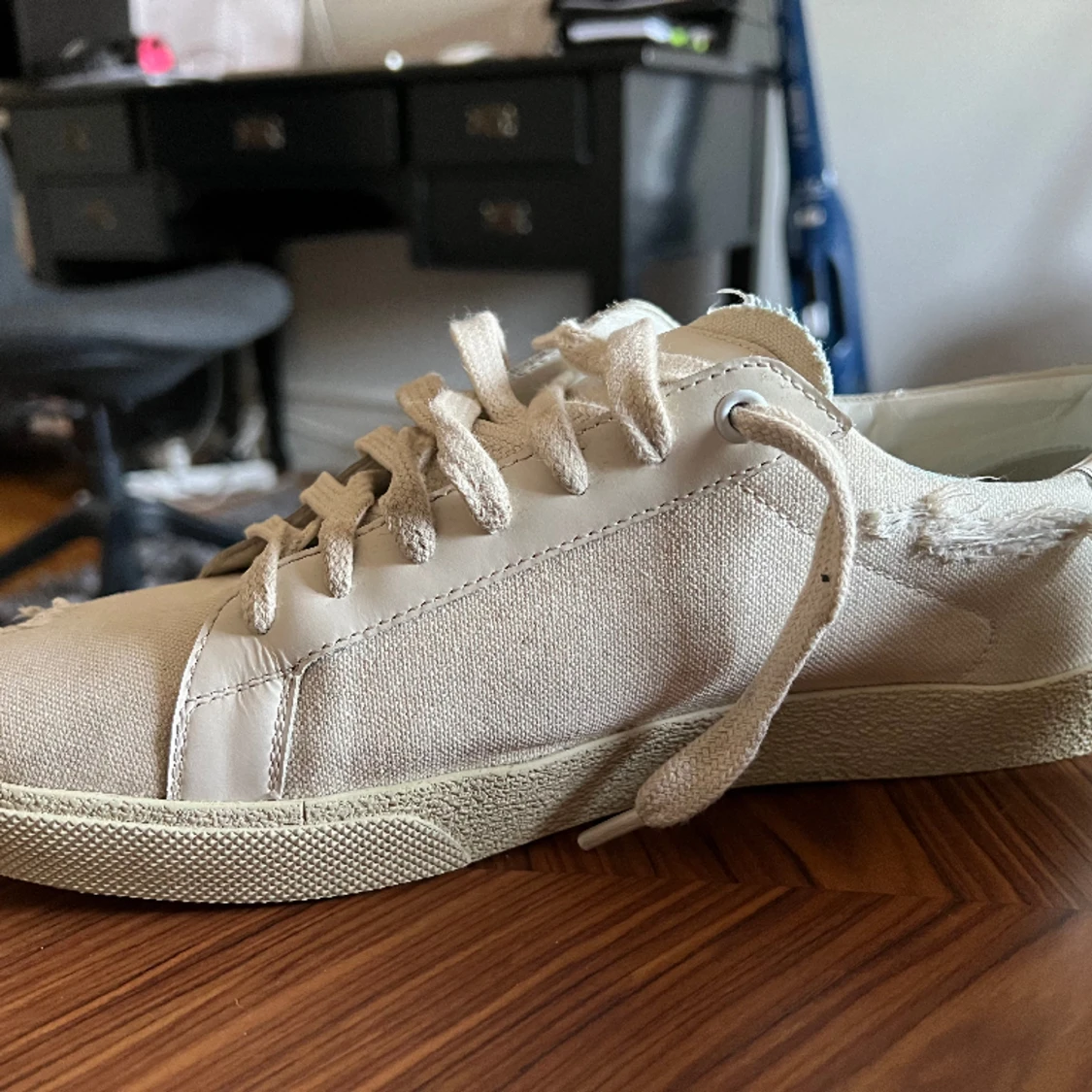 Saint Laurent disstressed sneakers - 91