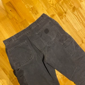 Carhartt Carpenter Pants - Vintage Carhartt Carpenter Pants Debadged 36x34  Faded blå/grå färg Skriv dm om mått eller andra funderingar 