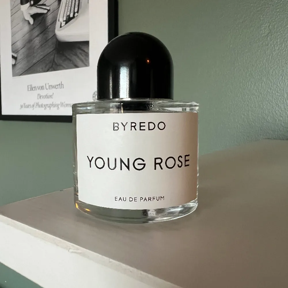 Byredo parfym i doften ”Young Rose”, 50 ml. Övrigt.