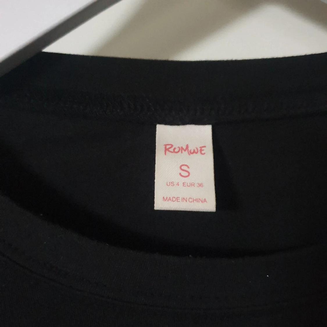 Croppad skelettröja - 90