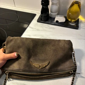 Zadig väska  - Använt skick men fortfarande väldigt fin! 