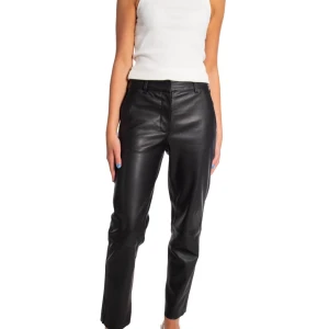 Byxor, läder, str 36, Selected Femme, oanvönda - Selected Femme Skinnbyxor str: 36 Nypris 2599 SEK  Plickpris: 1250 SEK