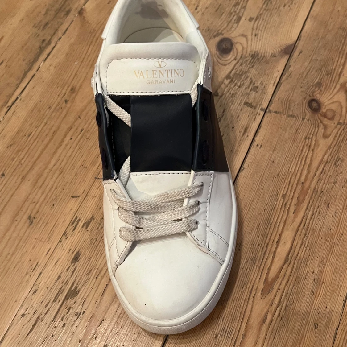 Valentiono opens 41 - 91