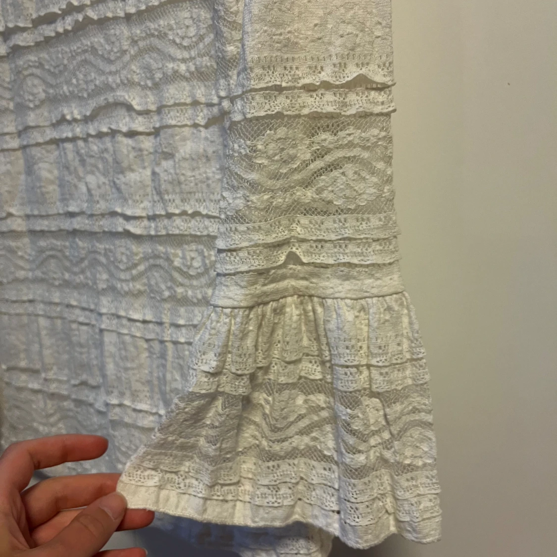 Långärmad spetsblus  - 91