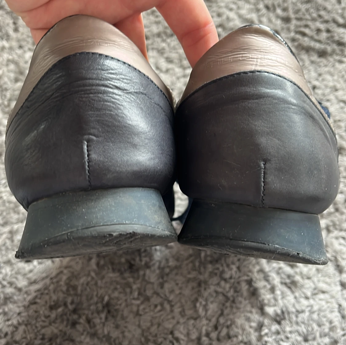 Philippe Model mörkblå 43 - 91