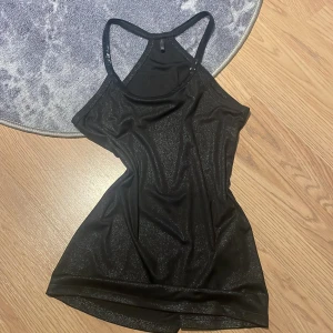 topp - super fin y2k topp/linne