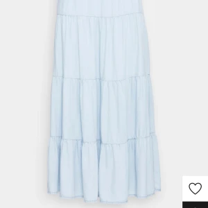 Långkjol - Jättefin långkjol i ljusblått jeanstyg!💗