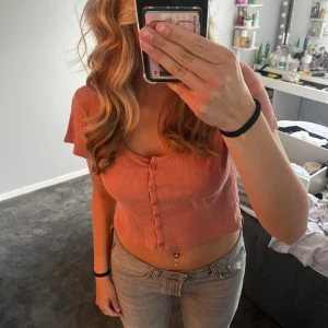 Rosa tröja - Använd fåtal gånger, strl M men passar även L och S💕