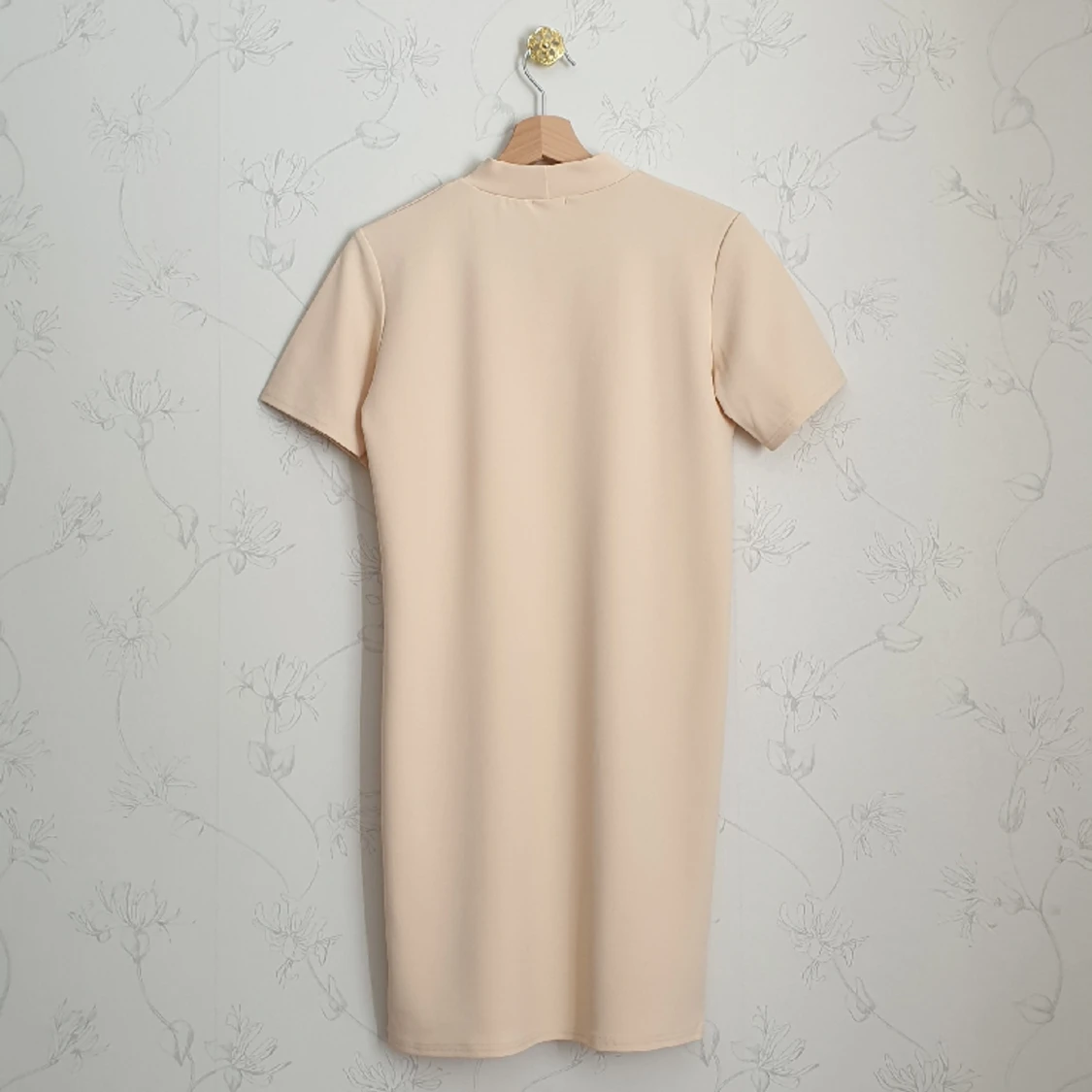 Beige bodycon dress  - 90