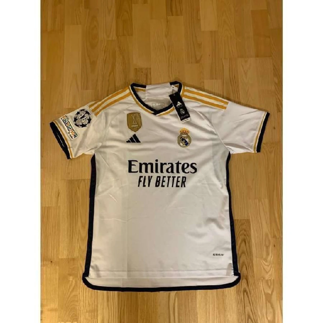 Vit real tröja storlek S helt ny 