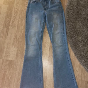 Jeans  - Jeans från pieces i storlek S 