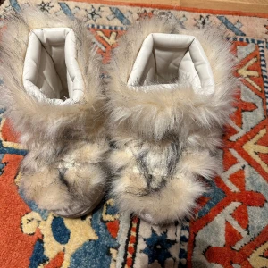 Vinterskor - Vinterskor från Zara i storlek 38-40. Använda ca 5 ggr så i mycket bra skick.