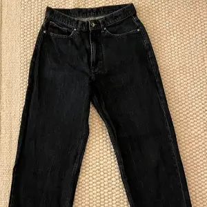 Vailent jeans från carlings storlek xs