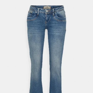 Ltb valerie jeans - Lågmidjade jeans från ltb , helt slutsålda överallt ❤️
