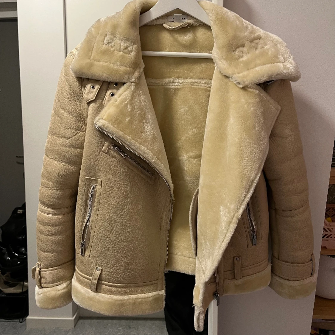 gräddvit pilotjacka med foder - 90