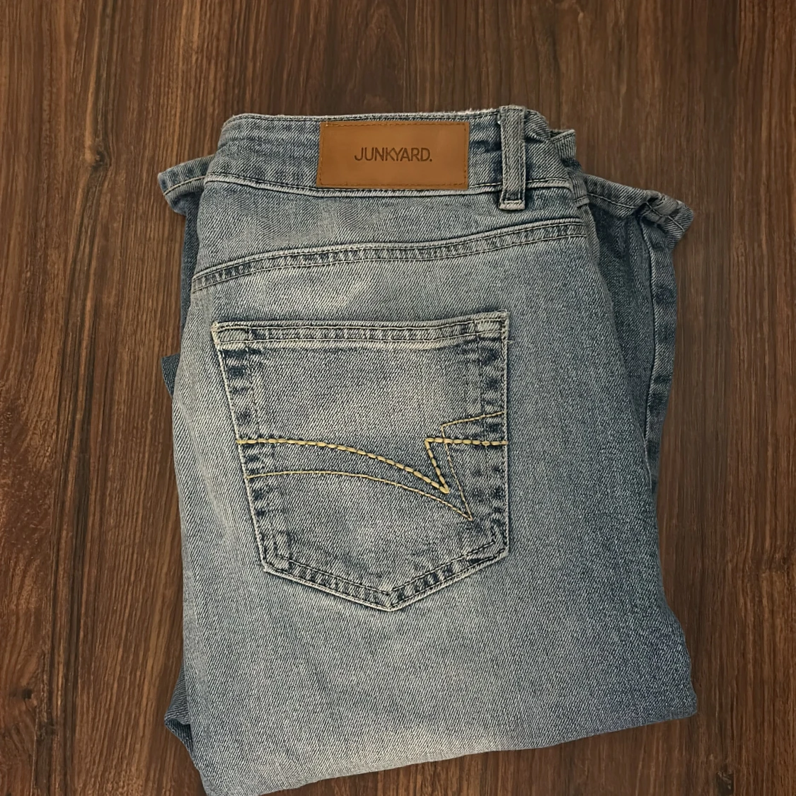 Snygga low waist jeans!! - 90