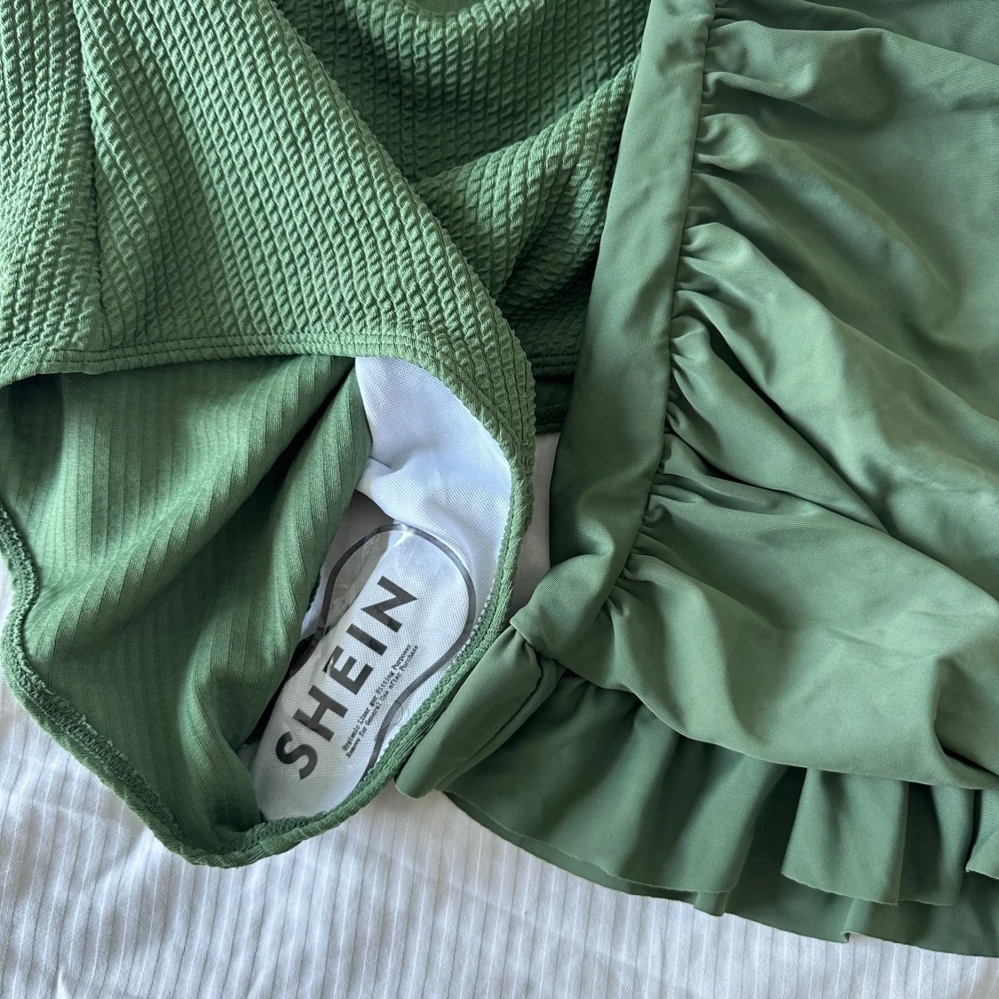 Baddräkt + cover up - 90