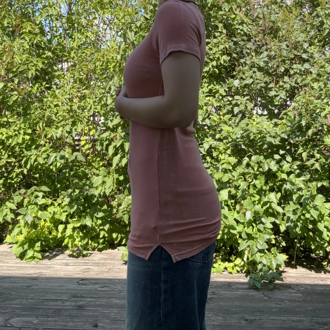 T-shirtklänning med urtvättat mönster - 90