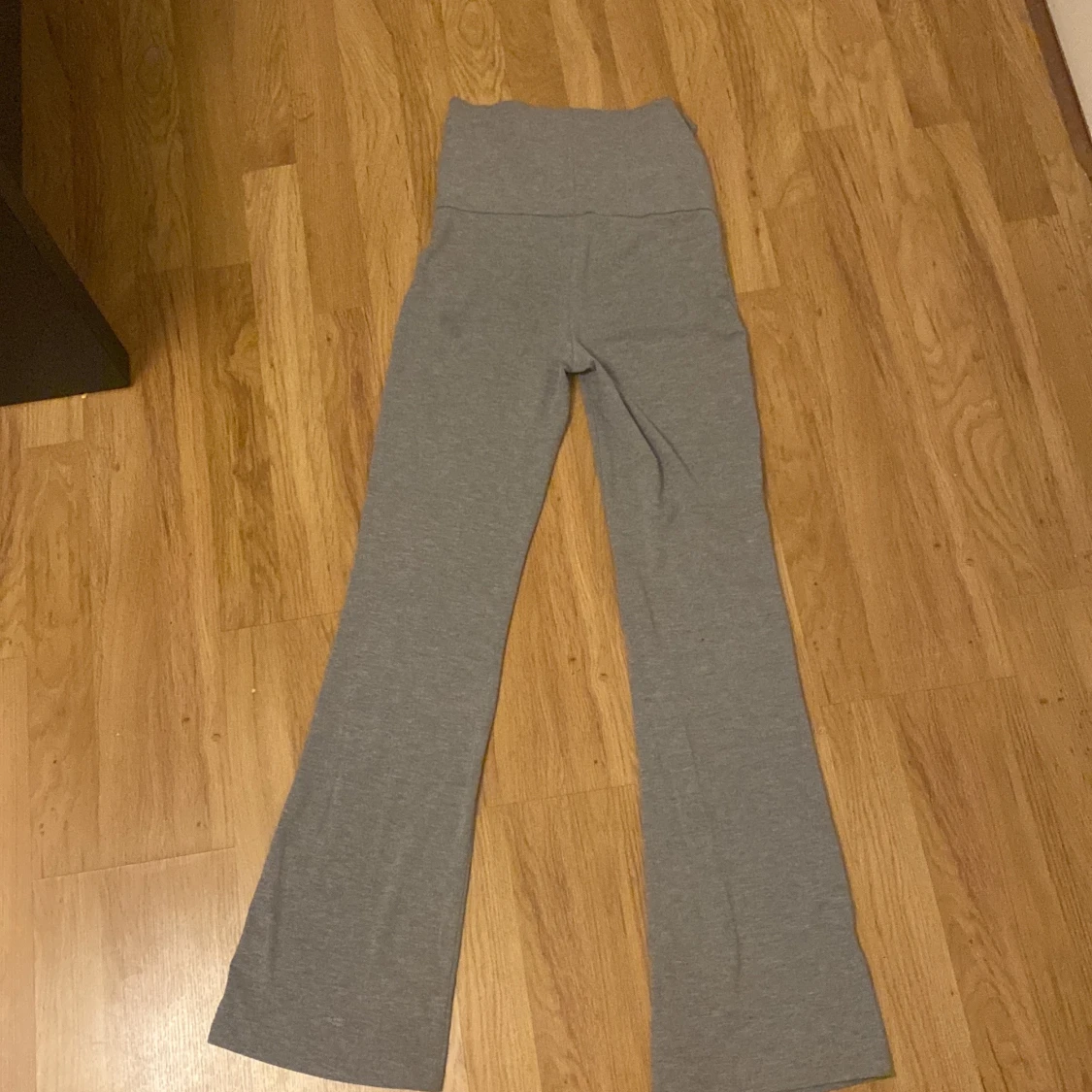 Gråa joga pants - 90
